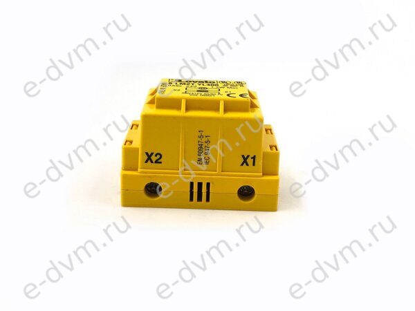 10779_3_derzhatel_signalnyh_lamp_lovato_8_lm2t_yl400_s_transformatorom_novoe_v_upjpeg